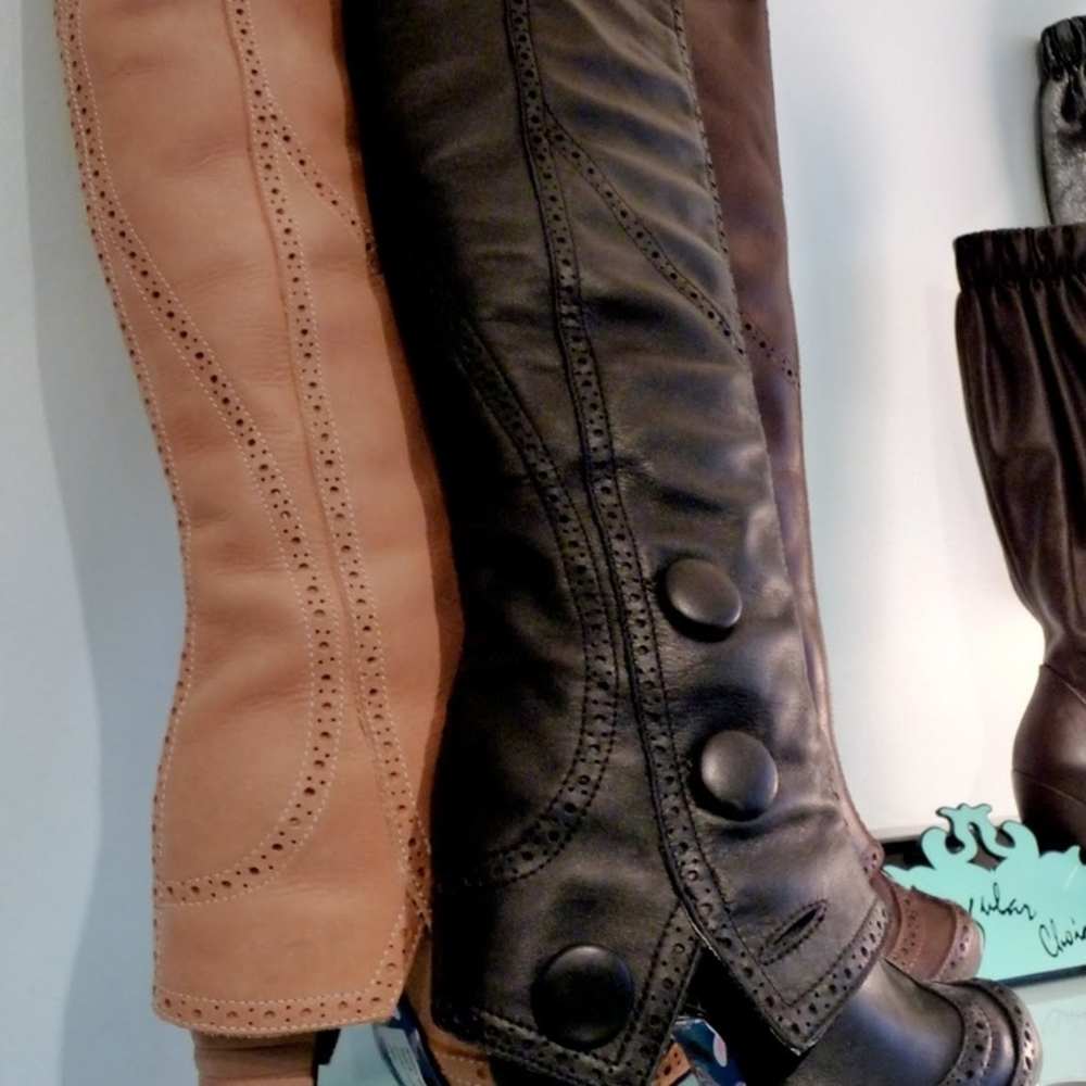 ISO IRREGULAR BOOTS SIZE 6.5-7 - Picture 2 of 4